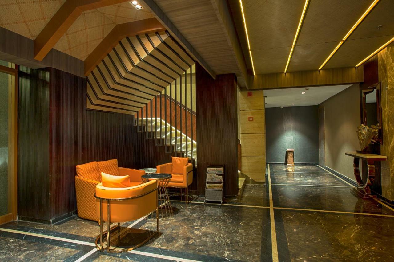 Four Vedas Hotel & Resort Силигури Экстерьер фото